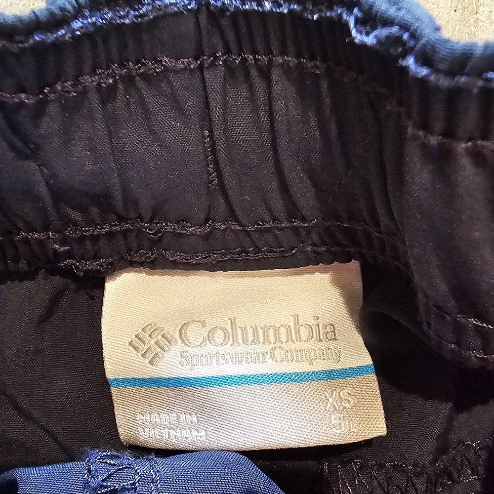 Women's Columbia Performance Fishing Gear (PFG) Navy Blue Shorts - Picture 4 of 5
